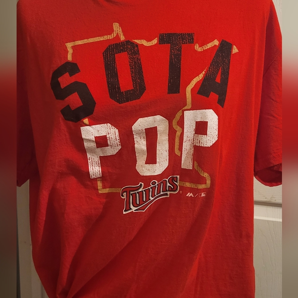 Twins ladies XL tee - Picture 2 of 7
